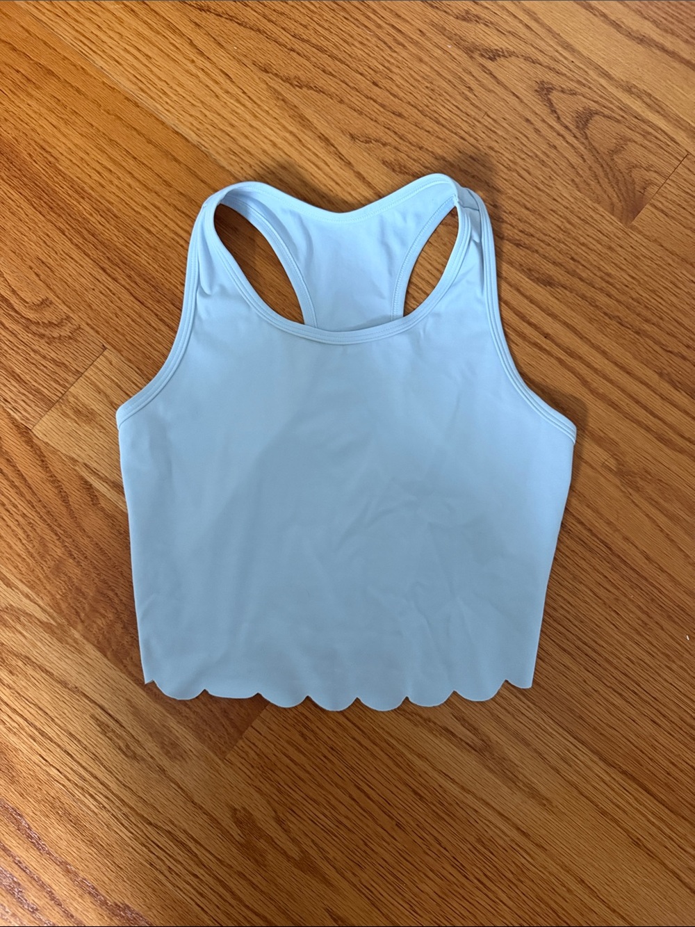 Light Blue Racerback Scallop Crop Athletic Tank Top - Women